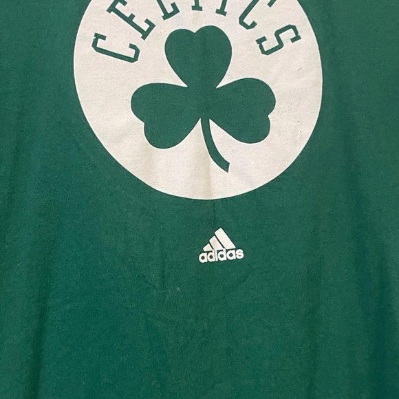 Officially Licensed NBA Adidas Boston Celtics Men’s XL Graphic T-Shirt NWOT - Picture 2 of 6